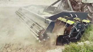 БДН-2.6 обрабатывает залежные земли