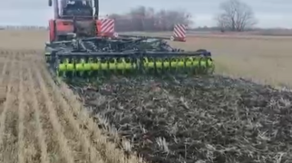 ЧДА по стерне пшеницы, трактор К-742